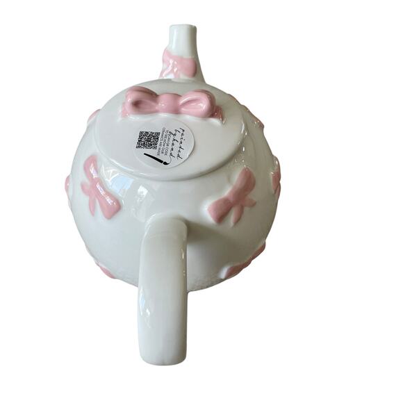 Lang Design Hand Painted Pink Bow Ceramic Teapot New - Picture 8 of 16